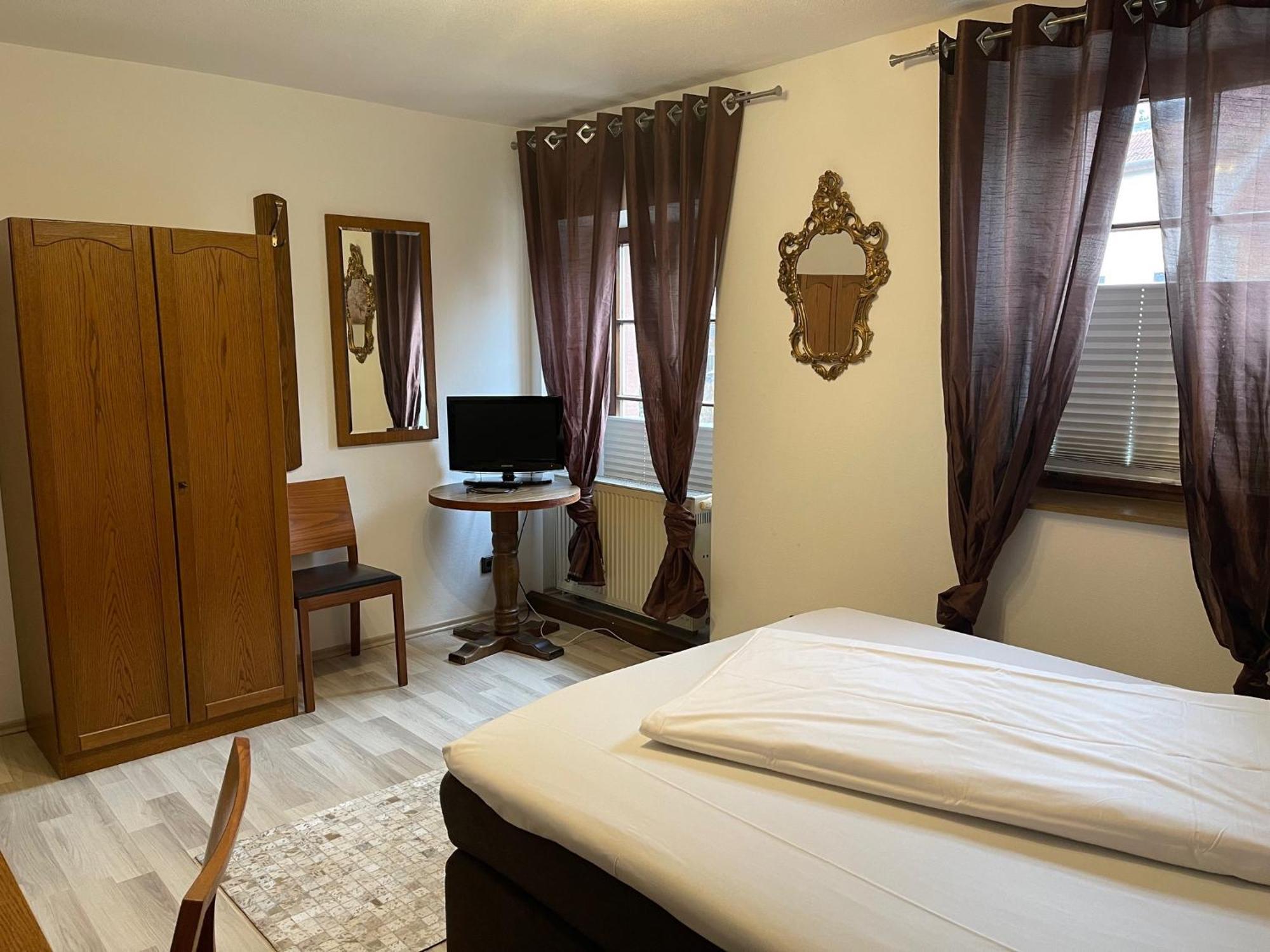 Landhotel Sickinger Hof Walldorf  Esterno foto