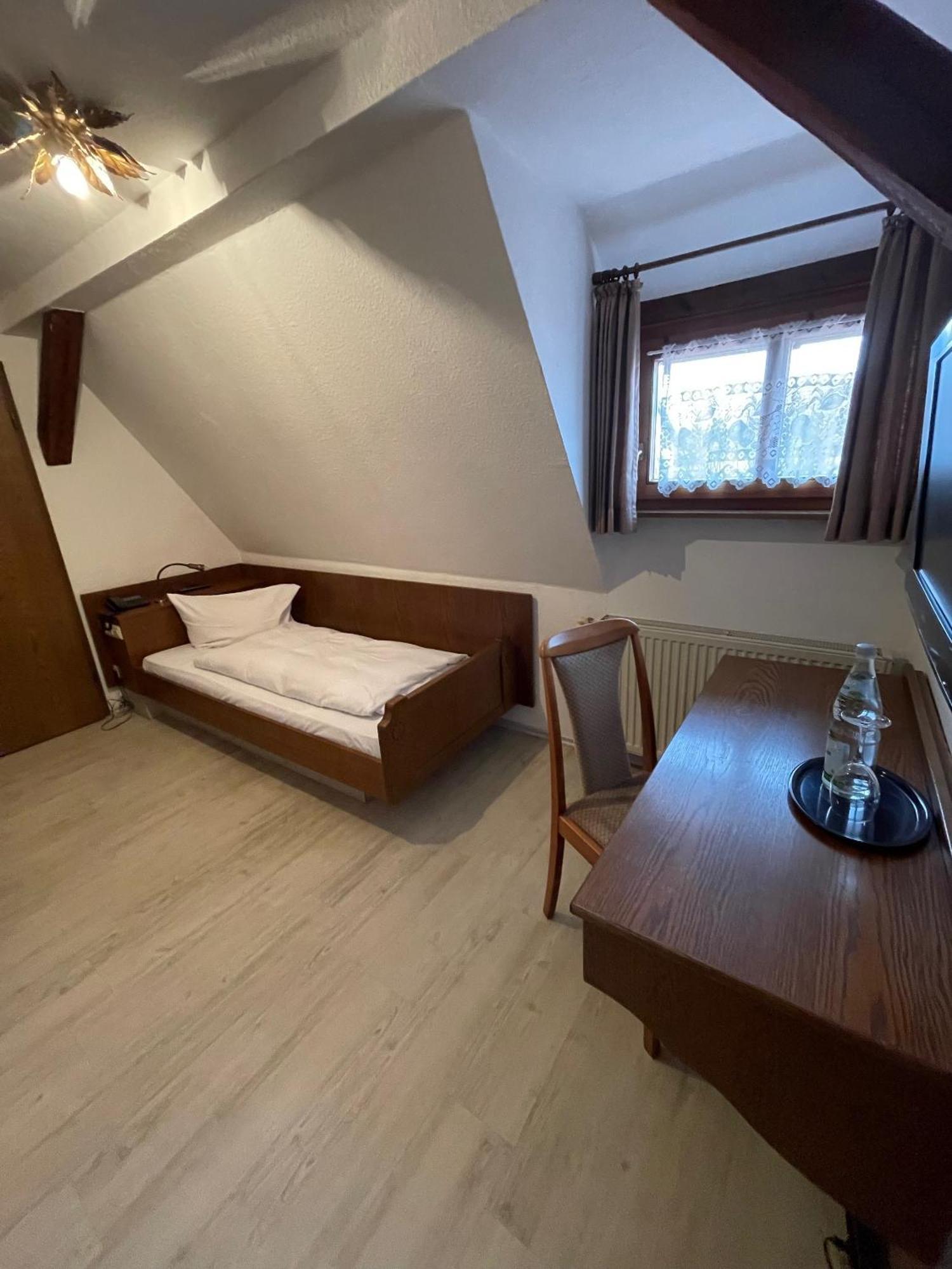 Landhotel Sickinger Hof Walldorf  Esterno foto