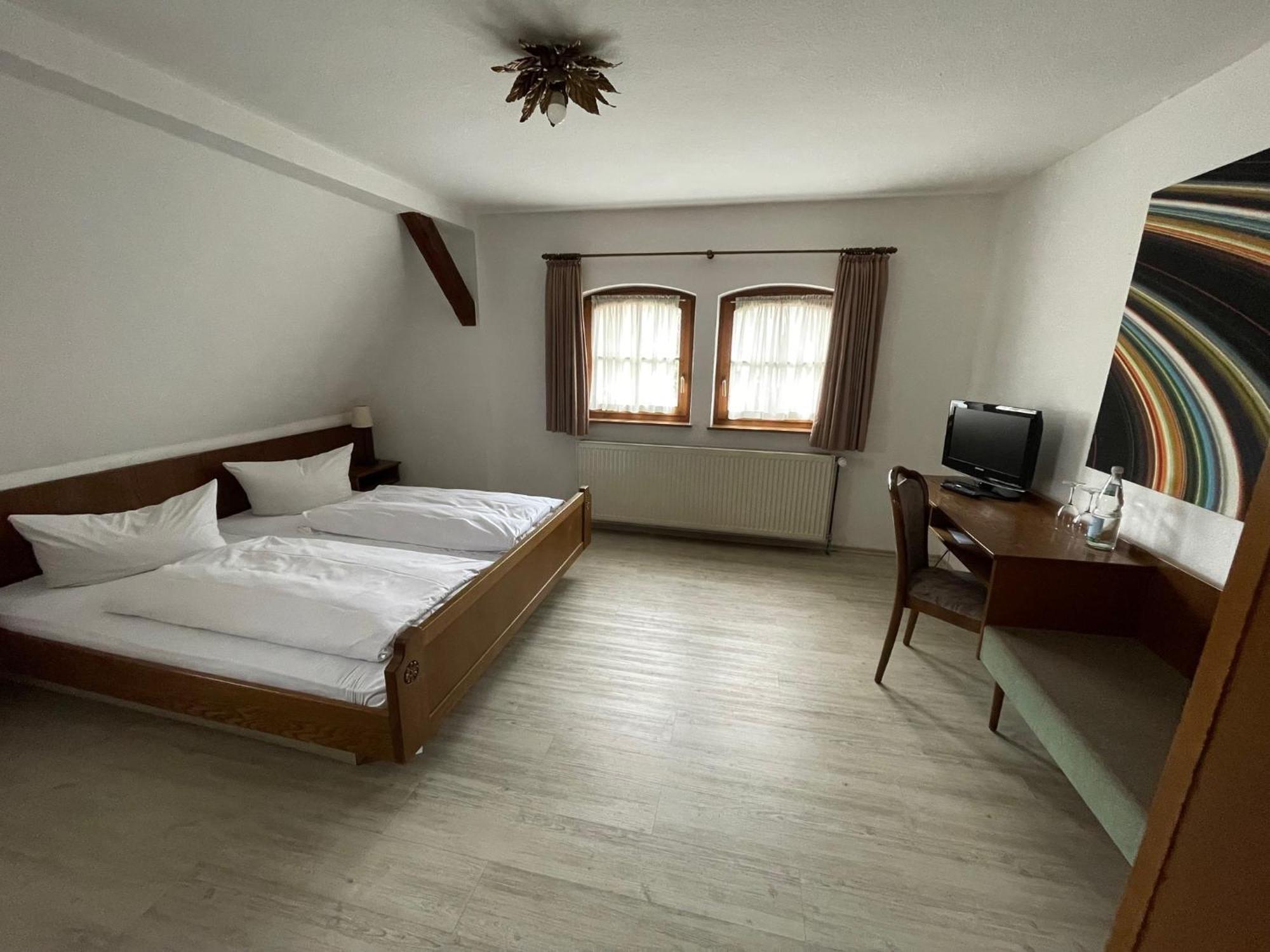 Landhotel Sickinger Hof Walldorf  Esterno foto
