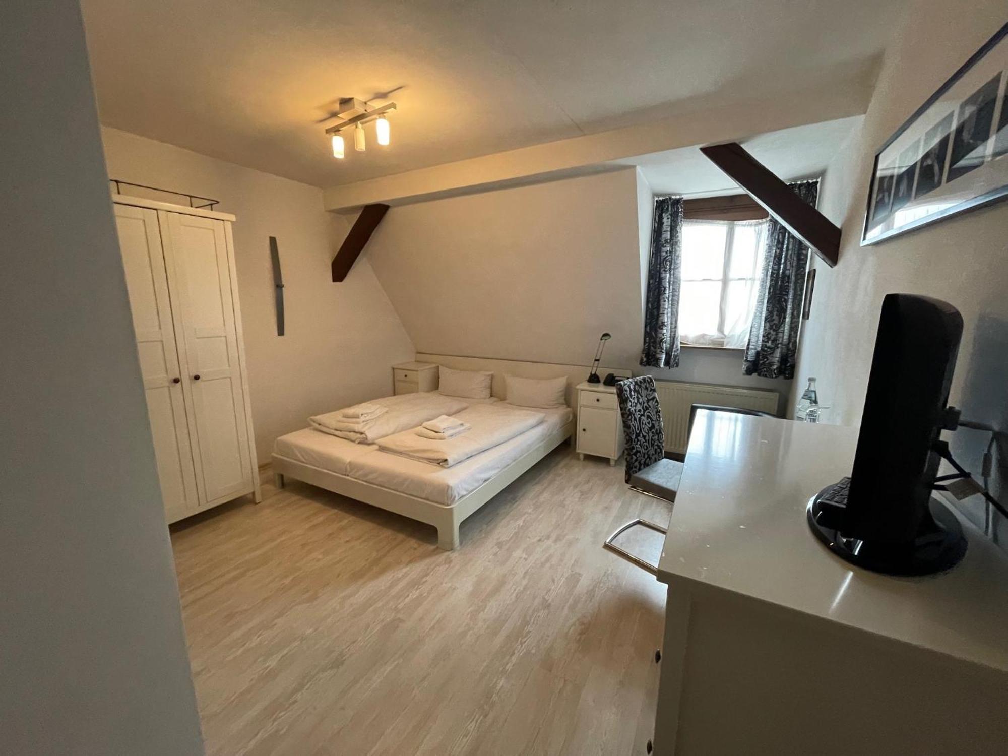Landhotel Sickinger Hof Walldorf  Esterno foto